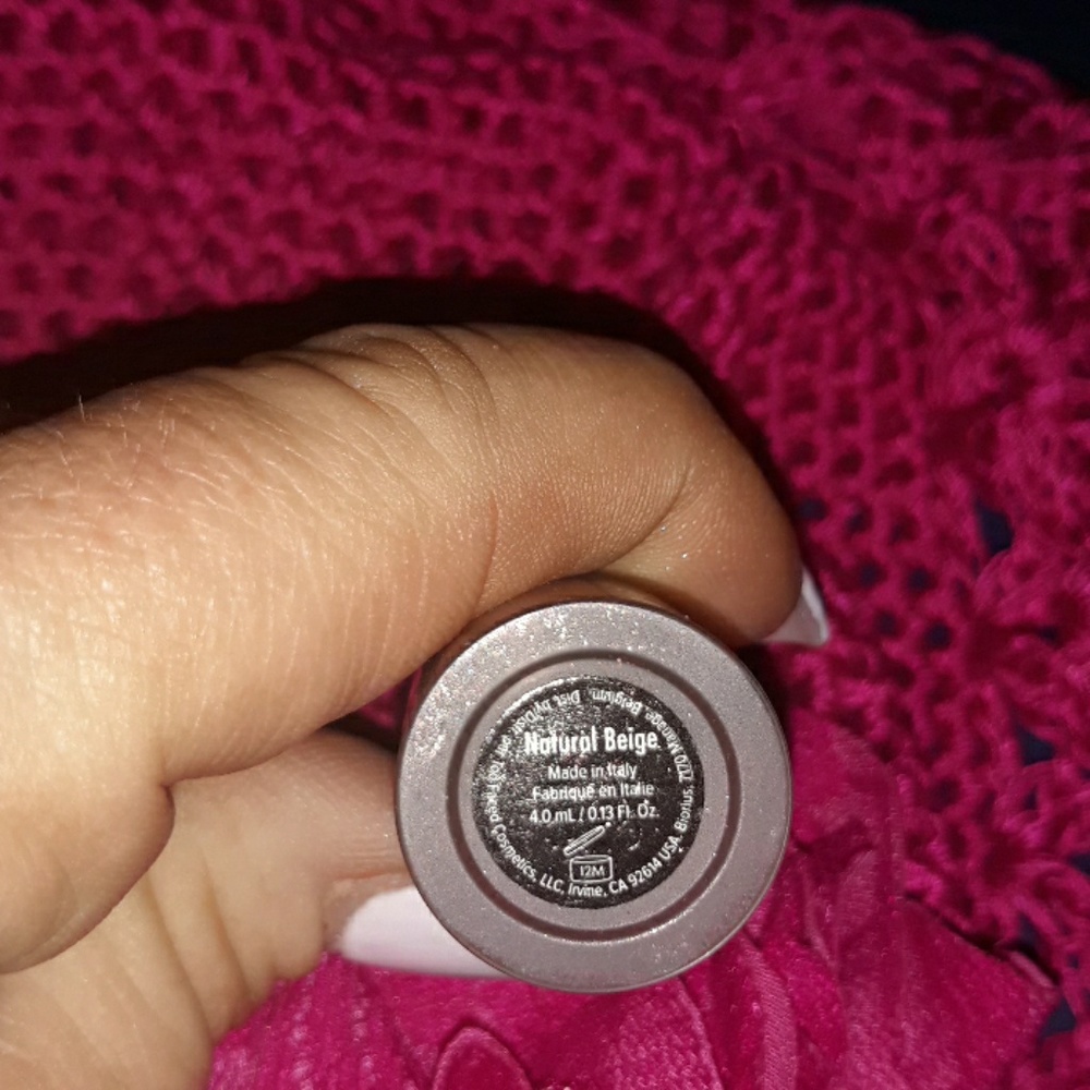 Concealer - Picture 2 of 2